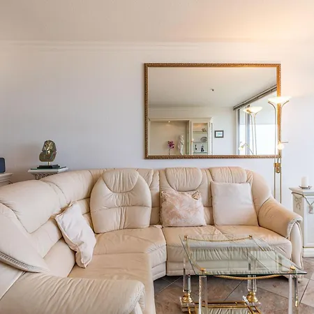 Trelleborgallee, 167 *